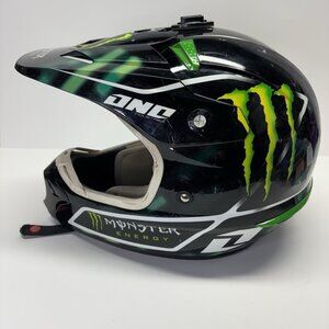 One Industries Motocross Helmet ONC Monster KOMBAT Size 57-58cm Gropro Mount DOT